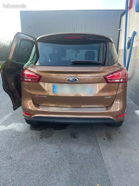 Ford S-Max 2015 photo 5