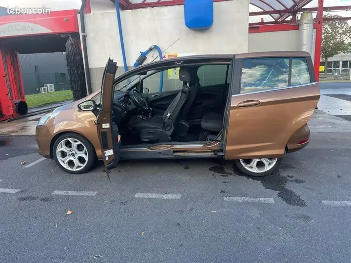 Ford S-Max 2015 photo 2