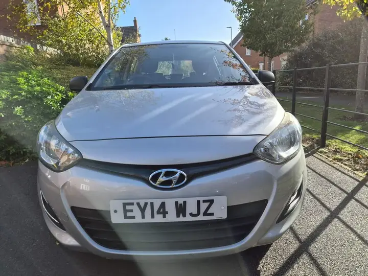 Hyundai I20 2014 photo 2