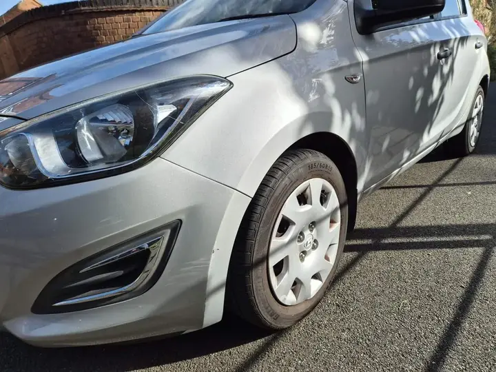 Hyundai I20 2014 photo 3