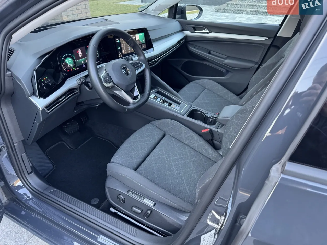 Volkswagen Golf 2022 photo 3