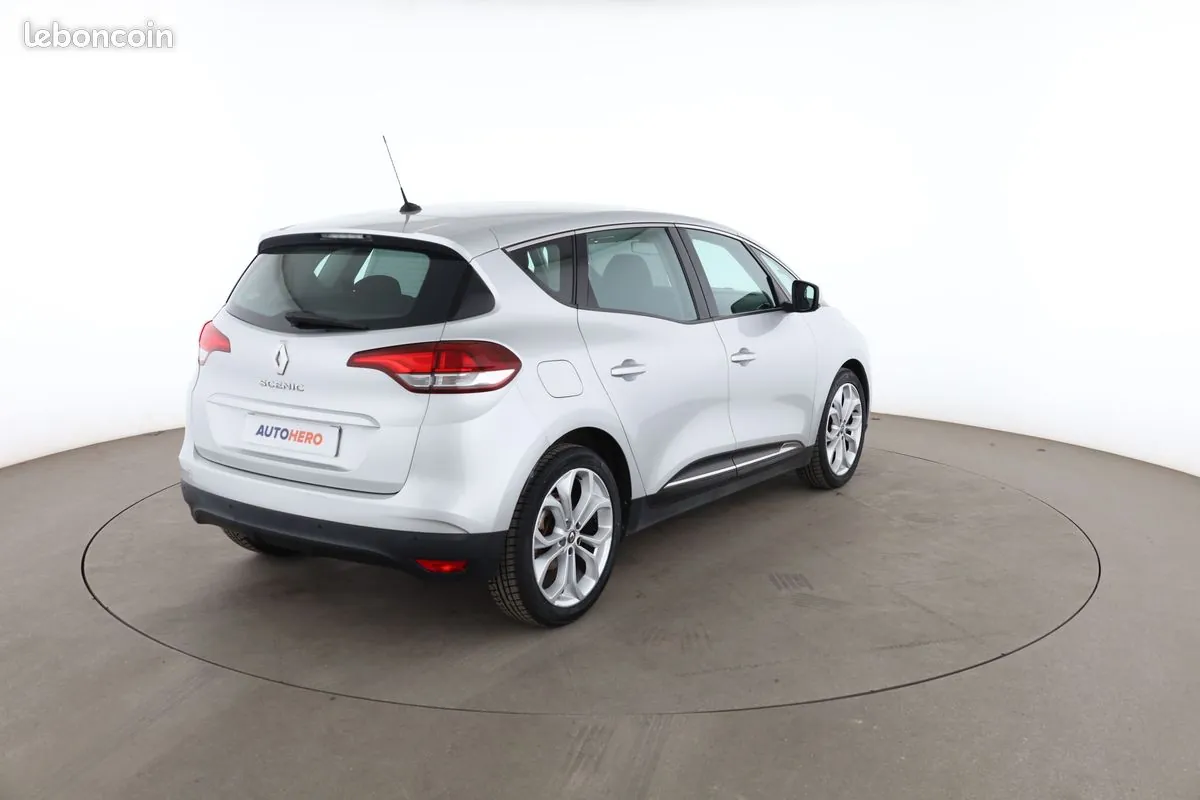 Renault Scenic 2018 photo 3