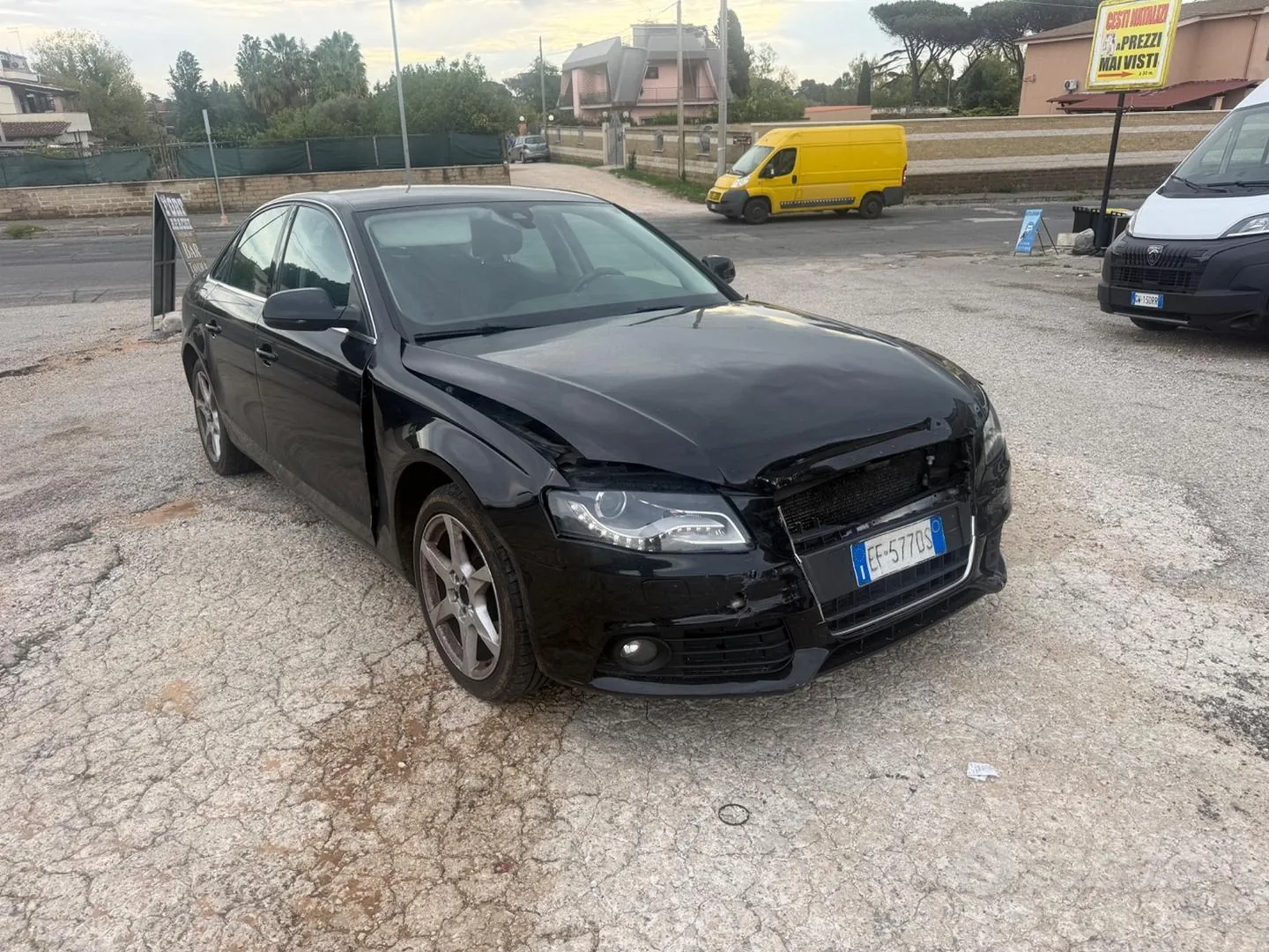 Audi A4 2011 photo 2