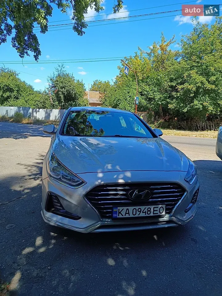 Hyundai Sonata