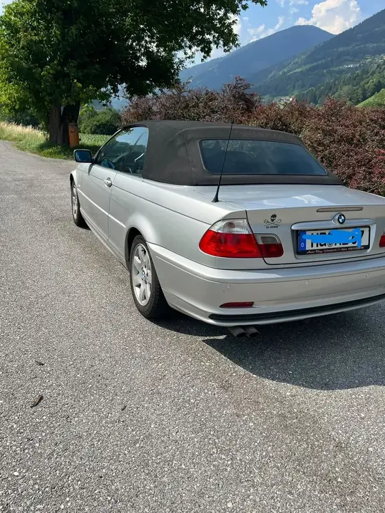 BMW 3Er-Reihe 325Ci 2002 photo 3