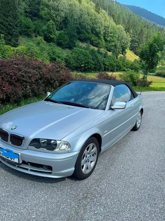 BMW 3Er-Reihe 325Ci 2002 photo 2