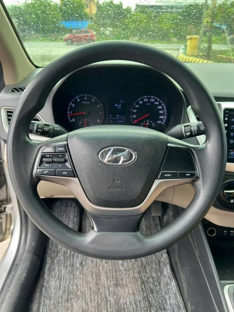 Hyundai Accent 2020 photo 5