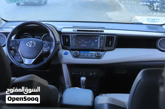 Toyota Rav 4 2017 photo 2