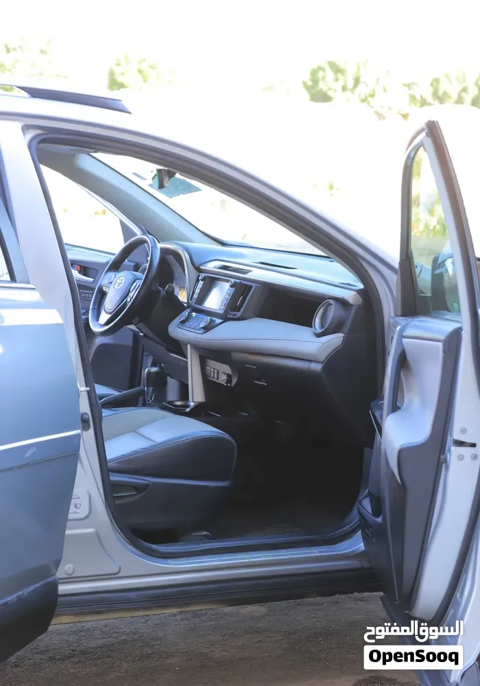 Toyota Rav 4 2017 photo 4