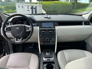 Land Rover Discovery Sport 2016 photo 2