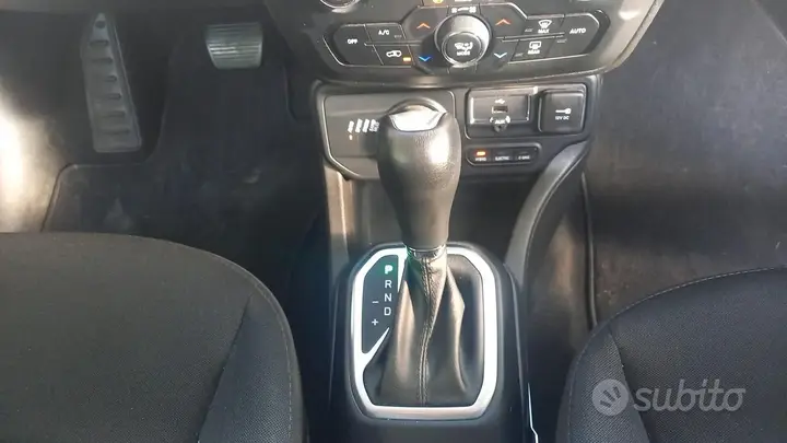 Jeep Renegade 2023 photo 5