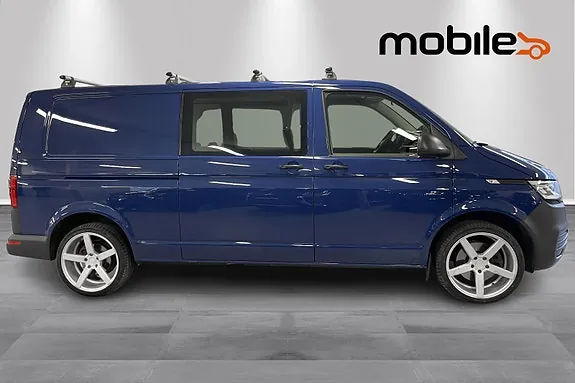 Volkswagen Transporter 2022 photo 2