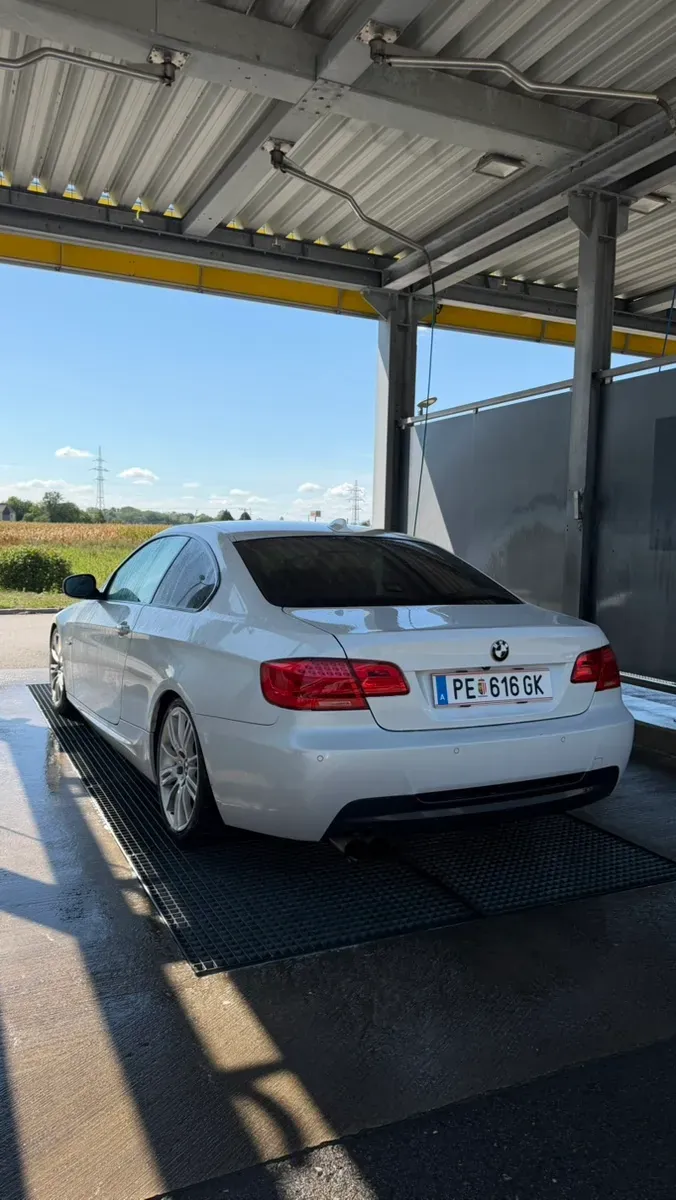 BMW 3 Series 2013 photo 3