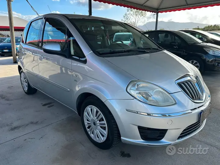 Lancia Musa 2010 photo 3