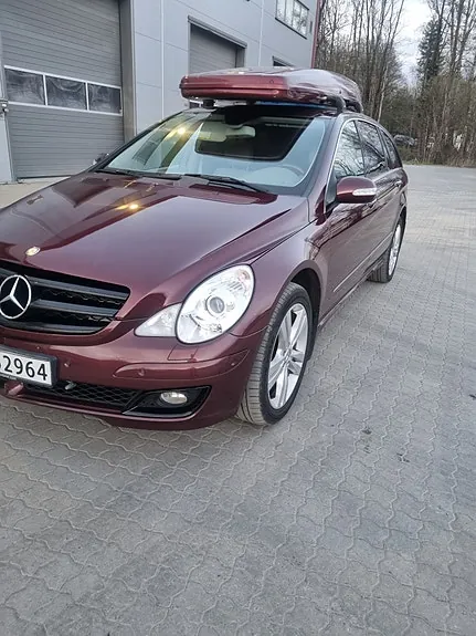 Mercedes-Benz R320