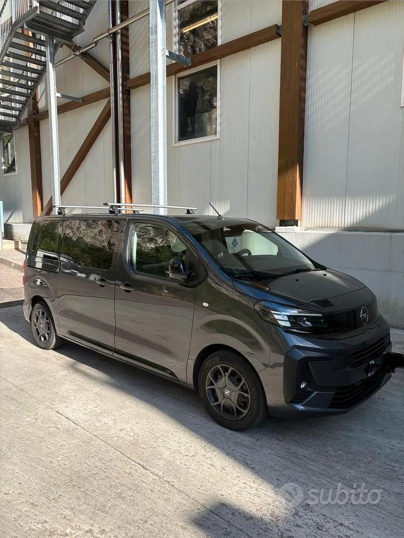 Opel Zafira Life 2025 photo 4