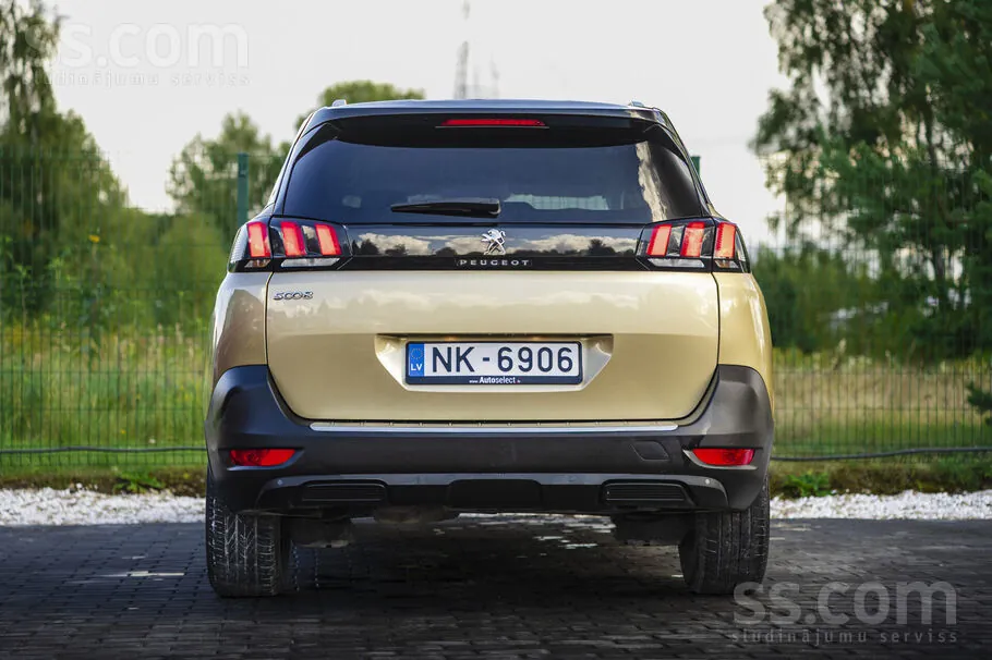 Peugeot 5008 2018 photo 5