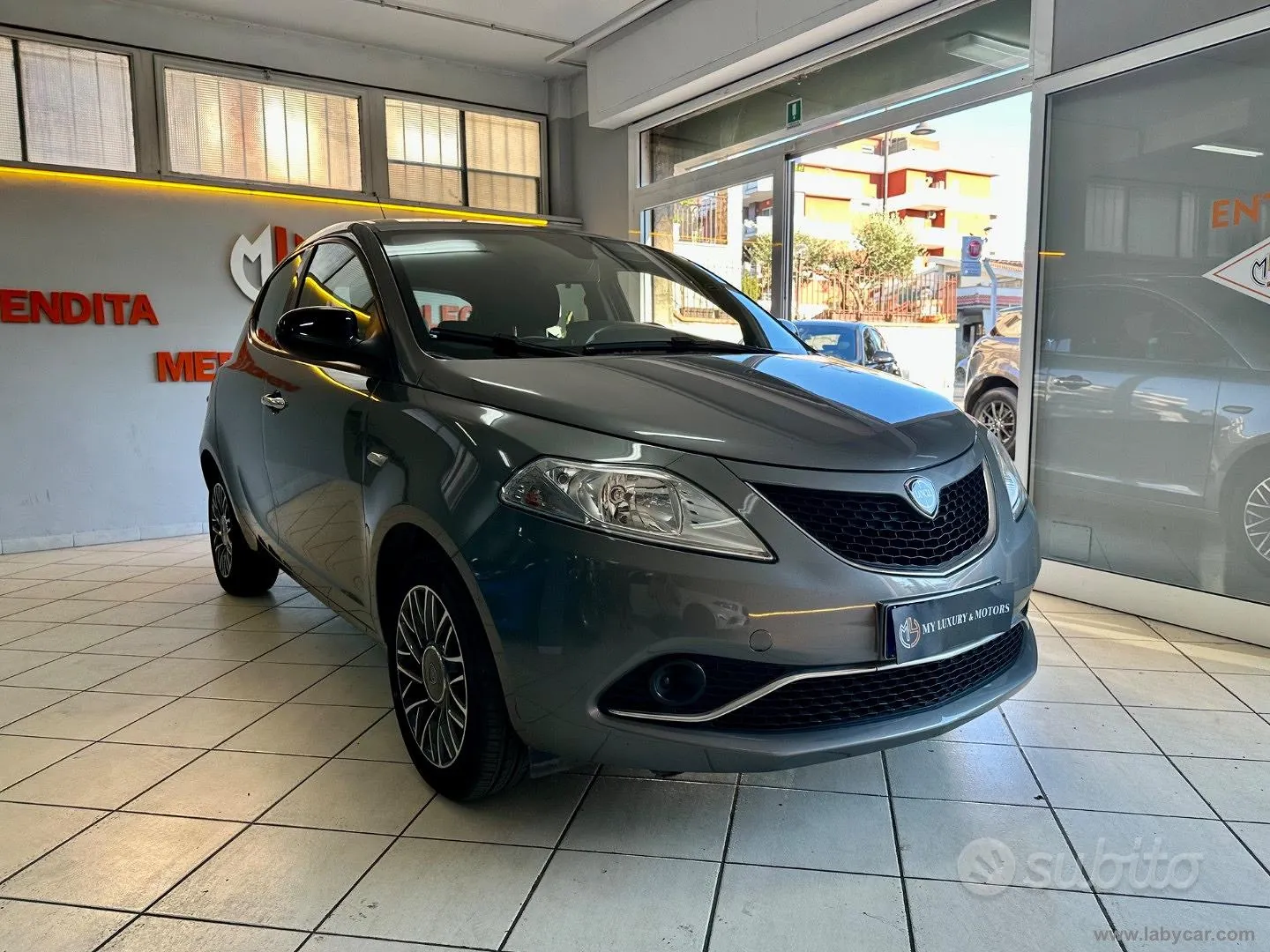 Lancia Ypsilon