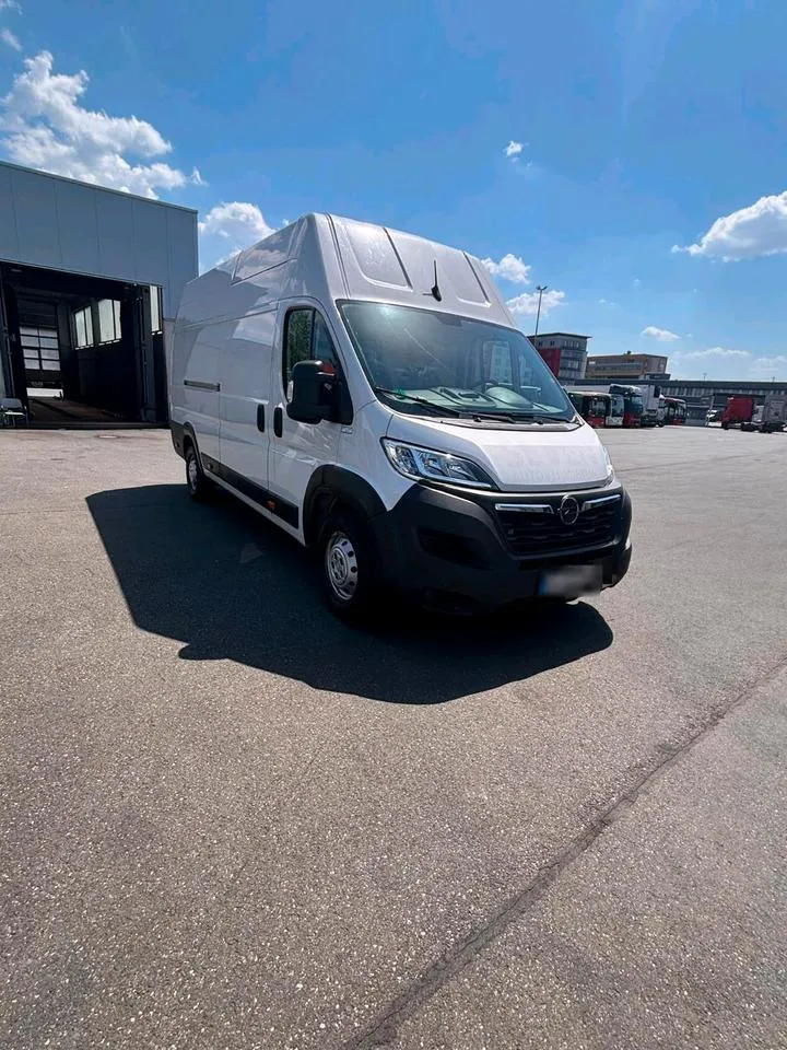 Opel Movano