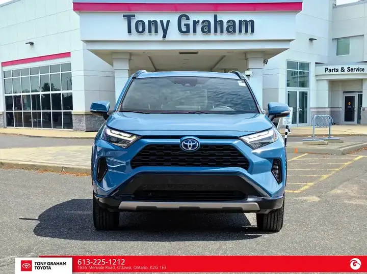 Toyota Rav4 Hybrid 2022 photo 2