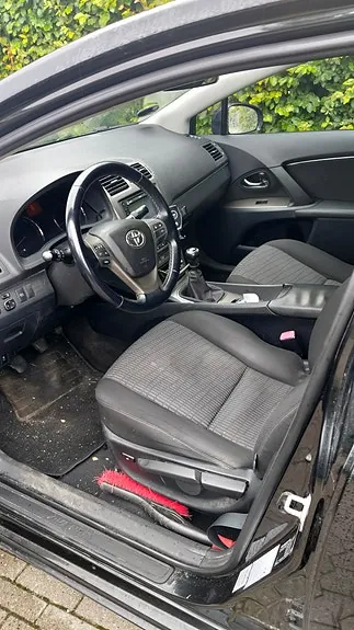 Toyota Avensis 2011 photo 5