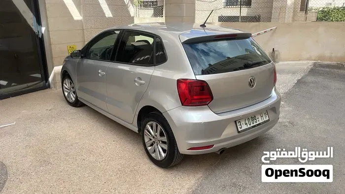 Volkswagen Polo 2017 photo 2