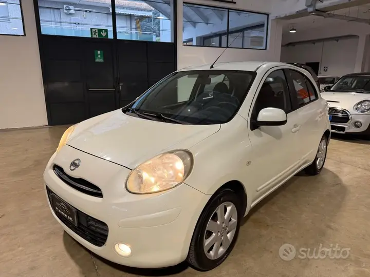 Nissan Micra 2013 photo 4