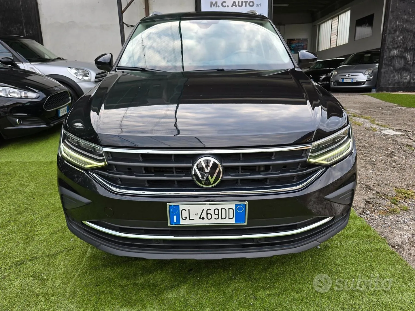 Volkswagen Tiguan 2022 photo 2
