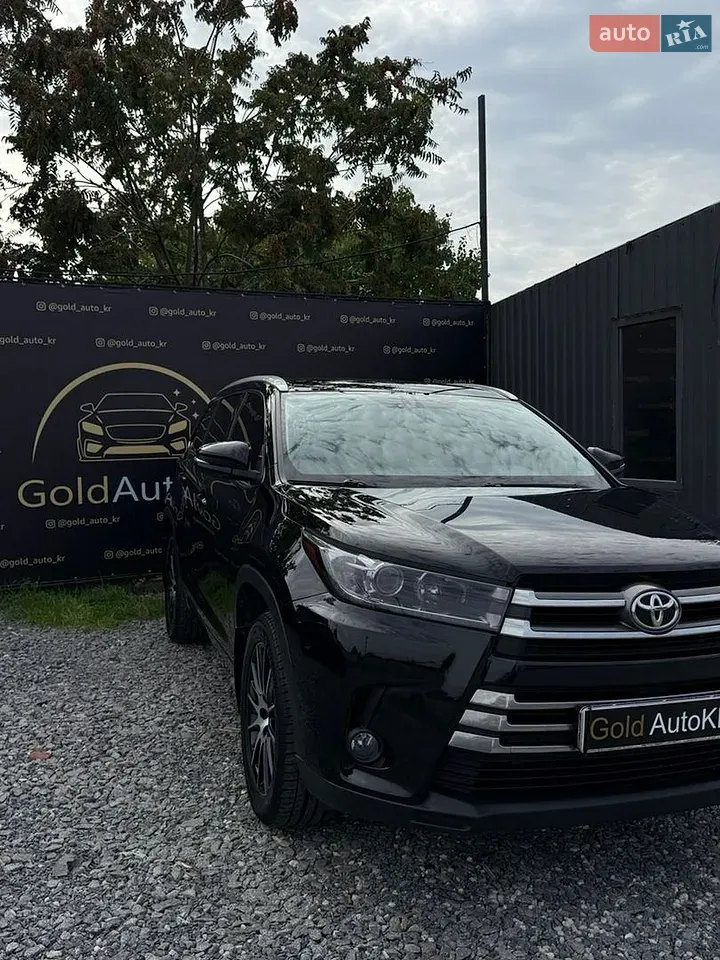 Toyota Highlander 2019 photo 2