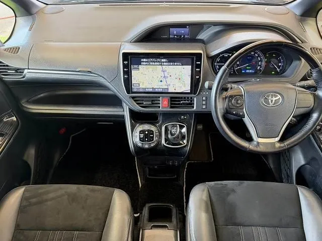 Toyota Esquaia 2020 photo 2