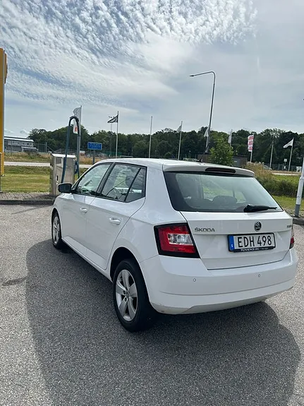 Skoda Fabia 2017 photo 2