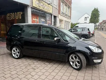 Ford Galaxy 2011 photo 3