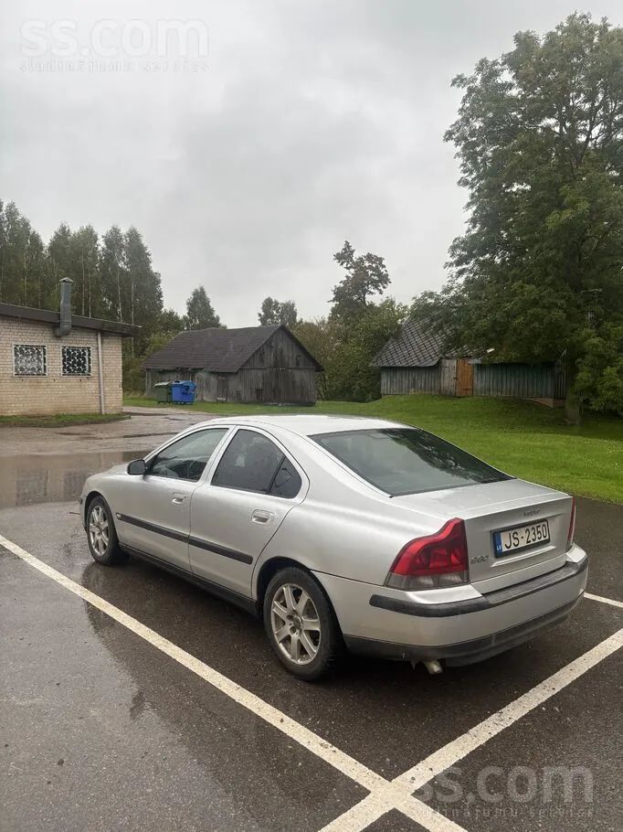 Volvo S60 2003 photo 2
