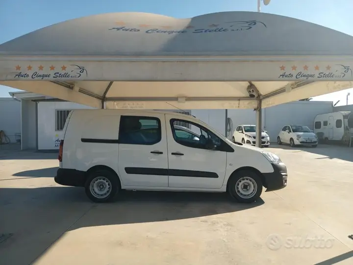 Peugeot Partner 2018 photo 2