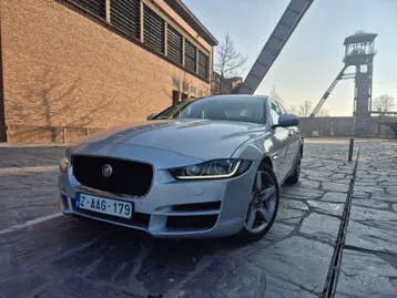 Jaguar Xe
