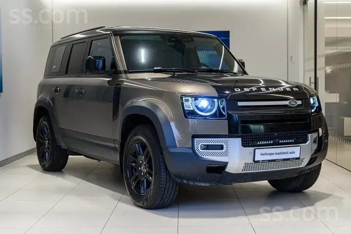 Land Rover Defender 2022 photo 2