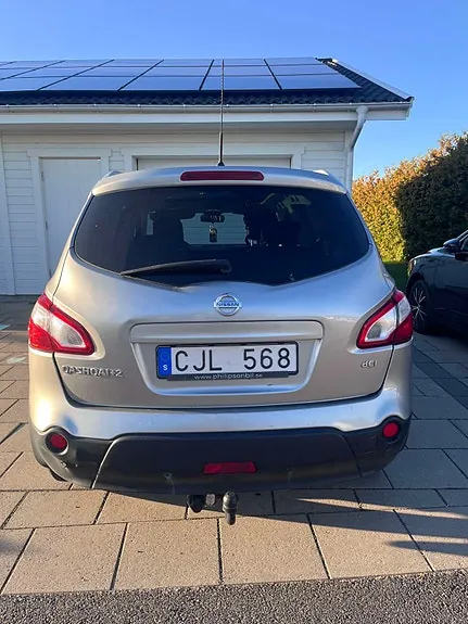 Nissan Qashqai+2 2010 photo 2