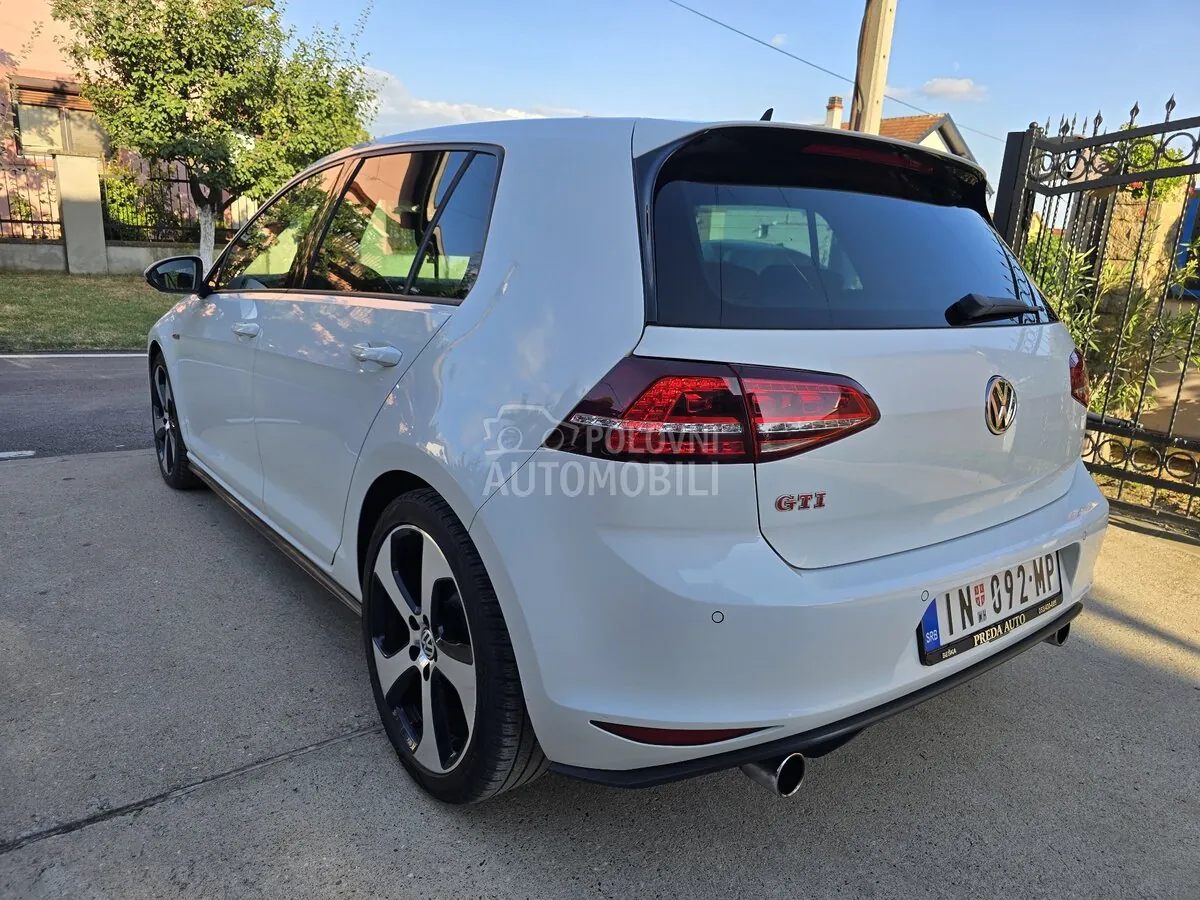 Volkswagen Golf 2014 photo 5