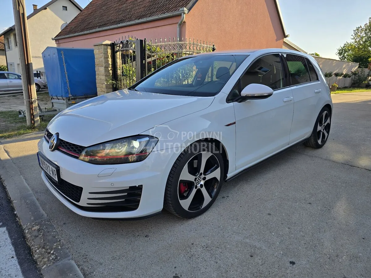 Volkswagen Golf 2014 photo 3