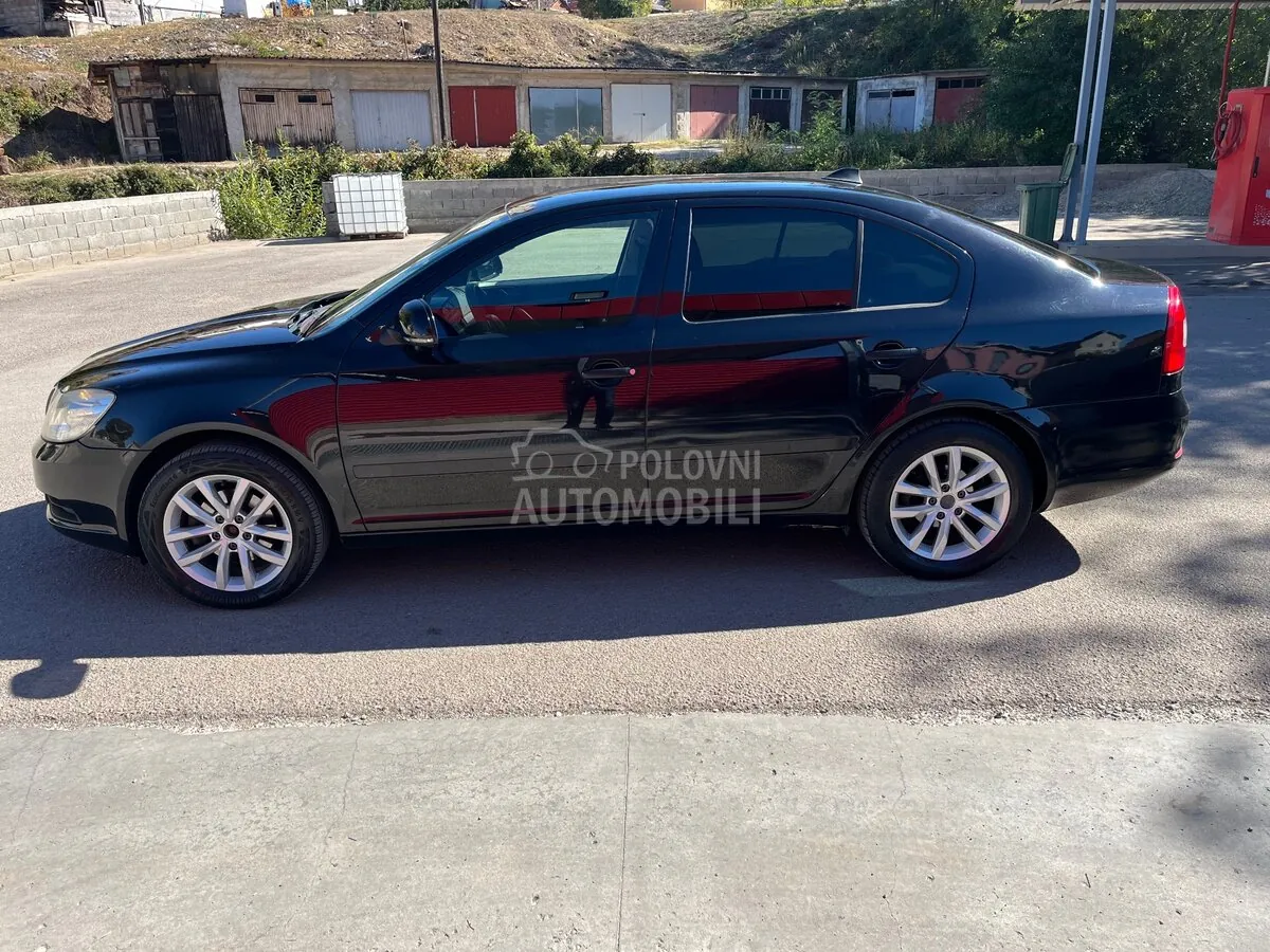 Skoda Octavia 2012 photo 3
