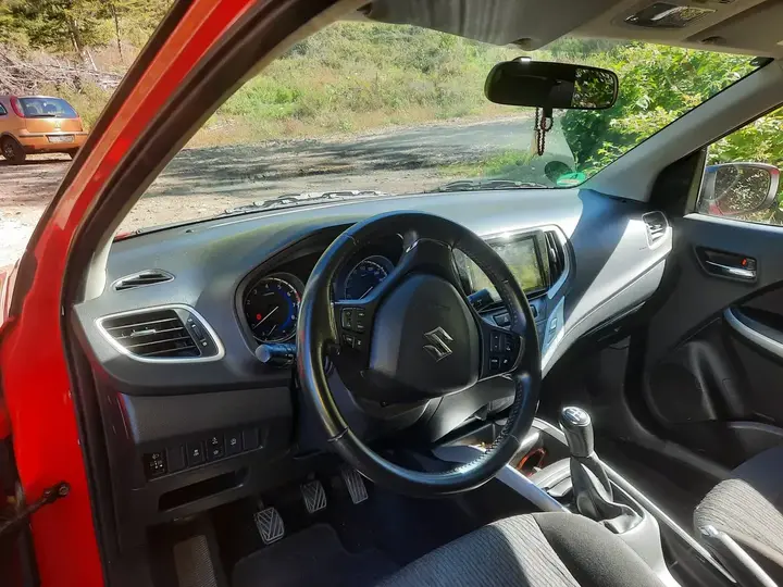 Suzuki Baleno 2017 photo 3