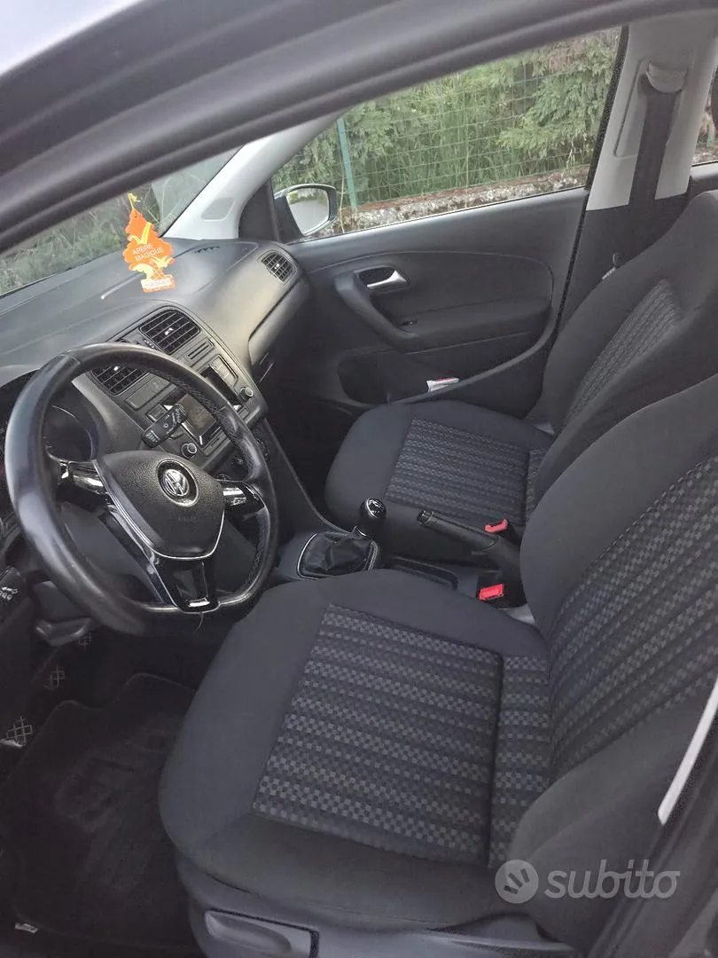 Volkswagen Polo 2016 photo 4