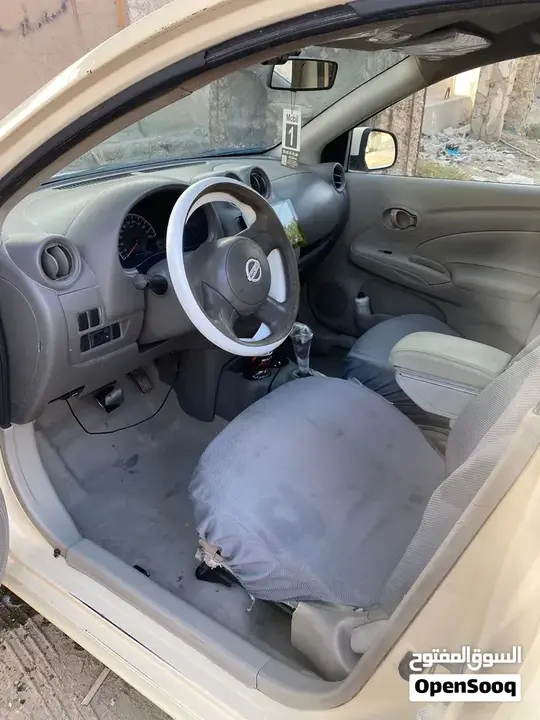 Nissan Sunny 2014 photo 4