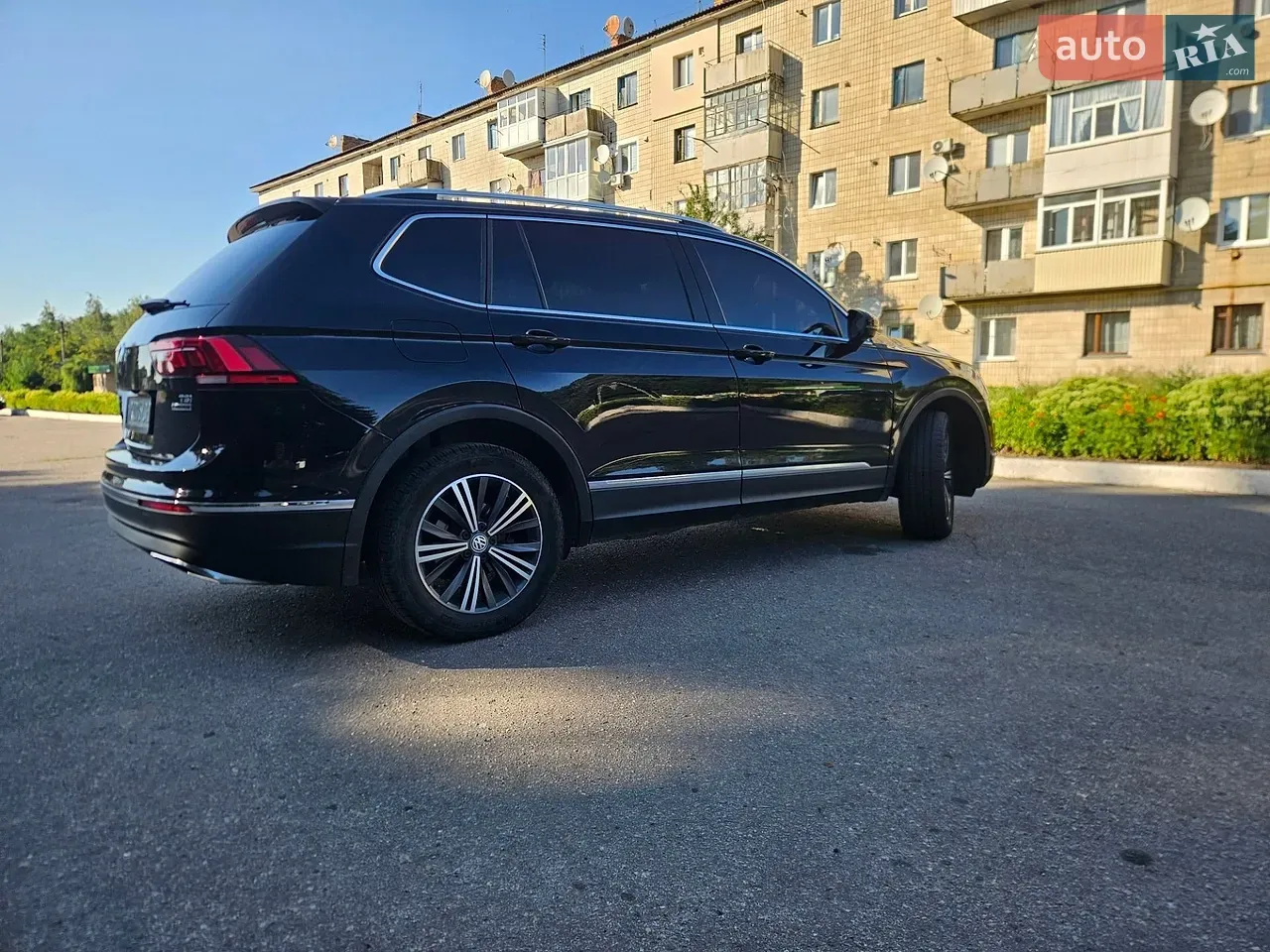 Volkswagen Tiguan 2018 photo 5