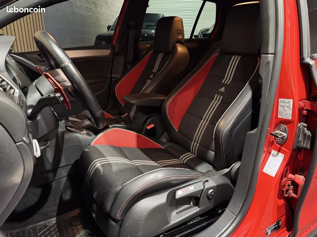 Volkswagen Golf 2011 photo 4