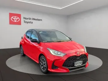 Toyota Yaris 2025 photo 2