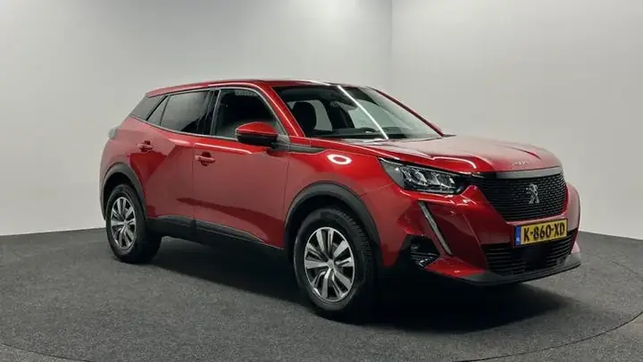 Peugeot 2008 2021 photo 3
