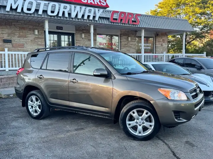 Toyota Rav4 2011 photo 4