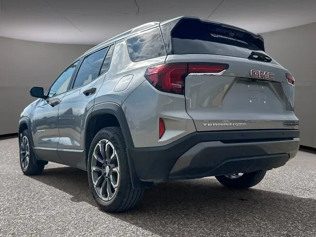 GMC Terrain 2026 photo 5