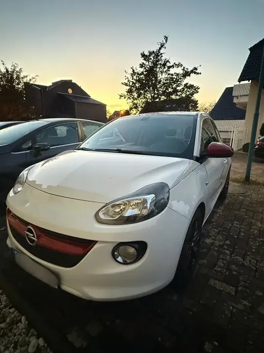 Opel Adam